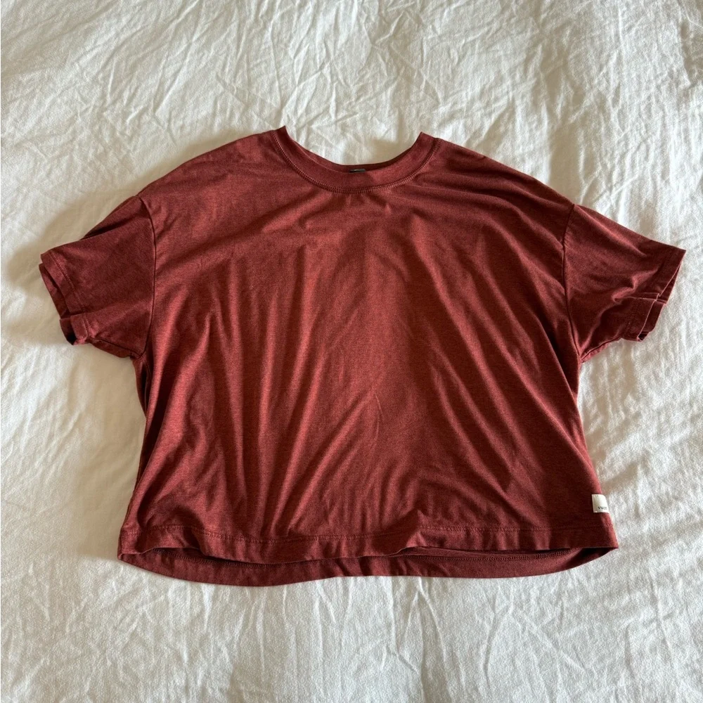 Vuori Energy Tee - Picture 2 of 4